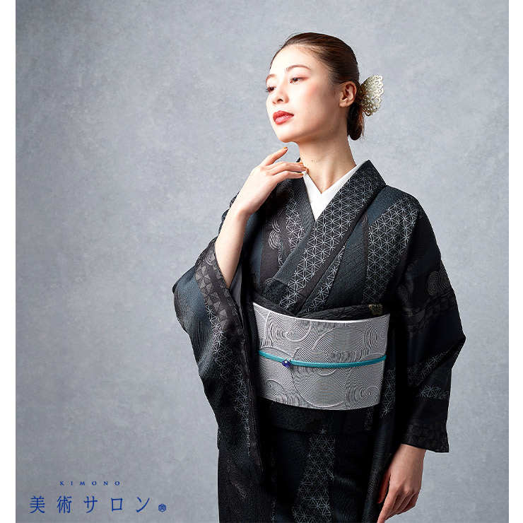 【良品✨】東レシルック　洗える着物　小紋　紬調　黒色　横段　袷　A2 美術サロン 東レシルック 洗える着物 よろけ縞 ダークグレー 日本製
