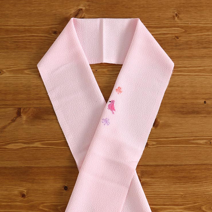 洗える半衿 刺繍半衿 小鳥とクローバー(薄ピンク色) 日本製 ワン 