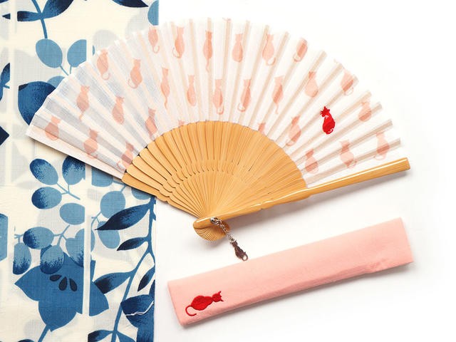 ☆水引・ちりめん細工・辰・扇子・着物・ぐで猫・ジャラジャラ・ビーズ