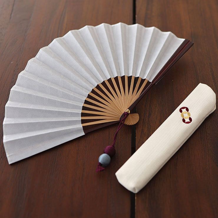 扇袋セット] 扇子 七宝つなぎ(薄灰 1272s) 親パール塗中染骨 桐箱 織