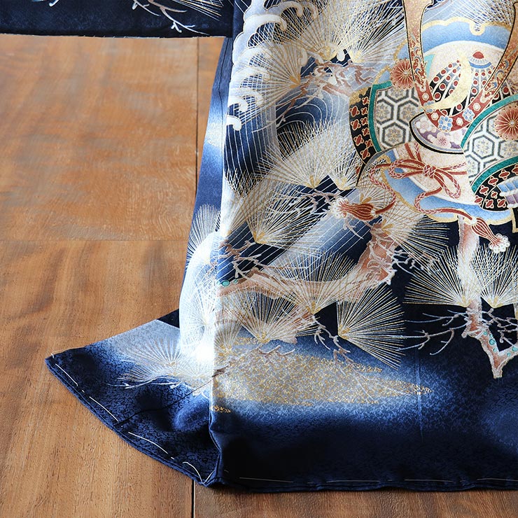 1番人気！]お宮参り 男の子 初着 産着 鷹に兜 紺色 正絹 一つ身 鷹 松