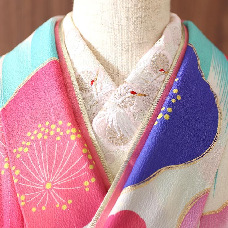 美しい花柄の振袖 着物一式（帯・帯あげ・帯締め・長襦袢・重ね襟） 成人式 振袖 7点 幾何学縞に梅 翡翠色 振袖セット 着物セット 帯