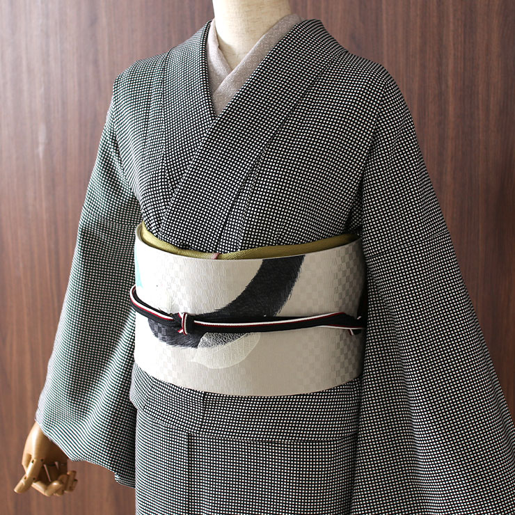 日本製 ］洗える 着物 お仕立て上がり 袷 プレタ 角通し（黒×白） 格子