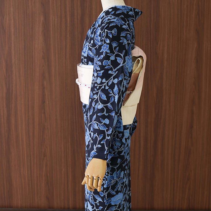 浴衣 ゆかた 更紗糸目友禅(濃紺/245C) 仕立て上がり プレタ浴衣 プレタ 洗える 夏着物 夏きもの 広衿 東レ 花柄 つる草 レディース 婦人 月華美人 fj505の画像