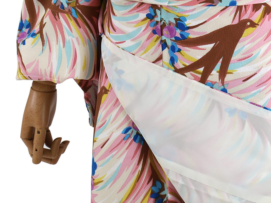 洗濯機で丸洗いok Tsumori Chisato その他着物 ツモリチサト お仕立て上がり着物 袷 プレタ 水彩画調 クローバーバード ピンク ブルー 鳥 クローバー 水彩画調 ファッション モダン 日本製 Tckm3302 街着屋 きもの遊び