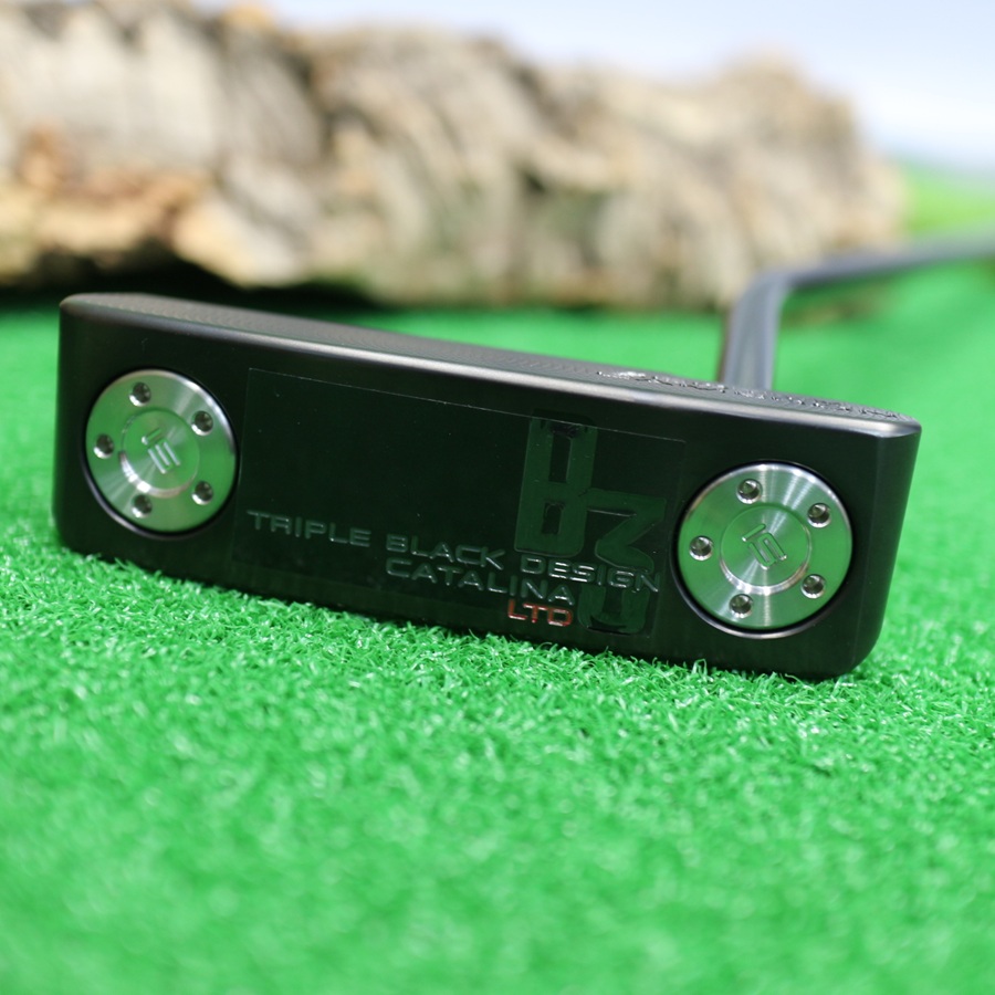 スコッティキャメロン ピンフラッグ（サイン付き） 新品未使用 SCOTTY CAMERON 値下げしました スコッティキャメロン B3 Triple Black