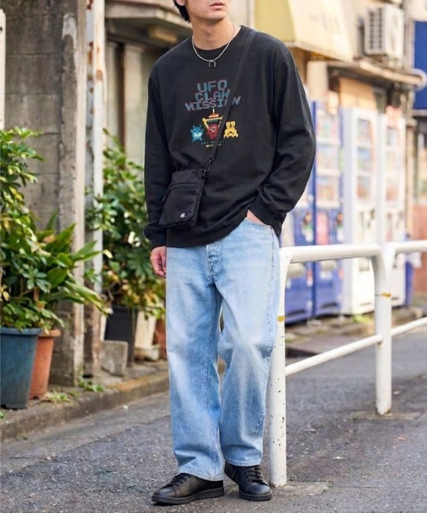 Tシャツ メンズ 長袖 ロンT 綿混 ドット絵 ロゴ プリント クルーネック