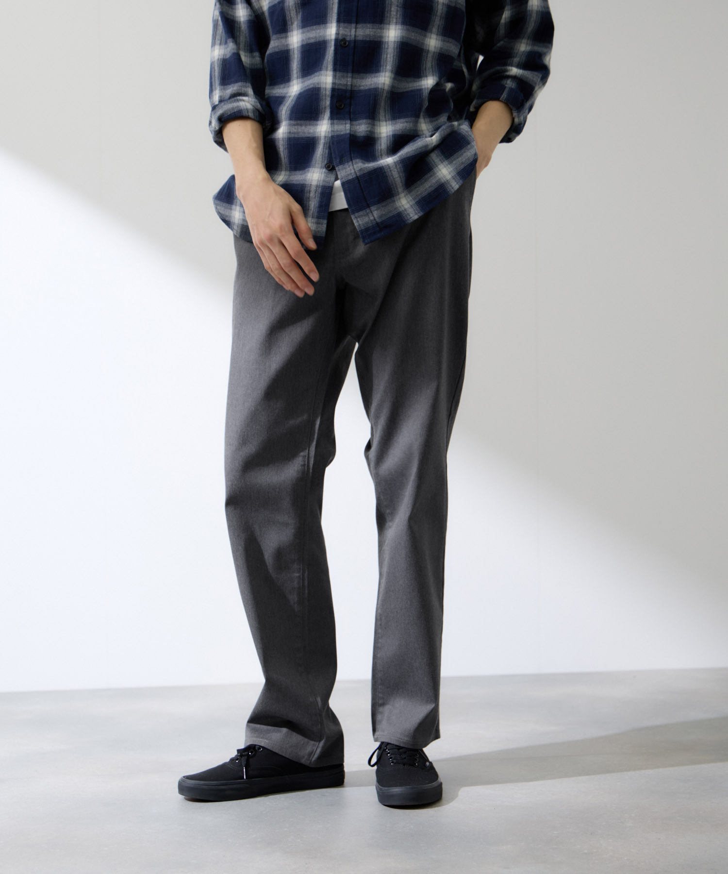 Real Standardリアルスタンダード テーパードパンツ メンズ ストレッチ