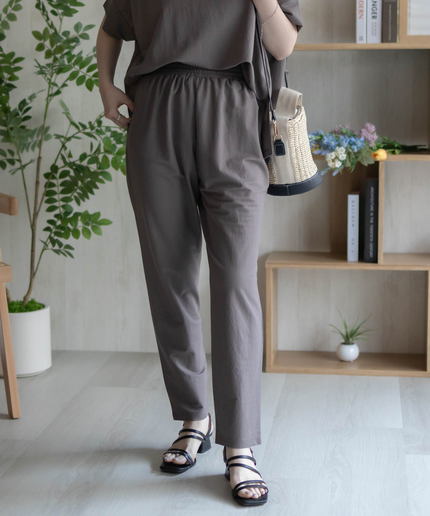 テーパードパンツ レディース 接触冷感 ストレッチ ウエストゴム 紐 