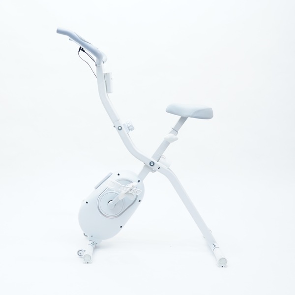 フィットネスバイク 静音 家庭用 折りたたみ コンパクト 16段階 エアロバイク 心拍計 省スペース マンション対応 有酸素運動 365日保証 STEADY ST102