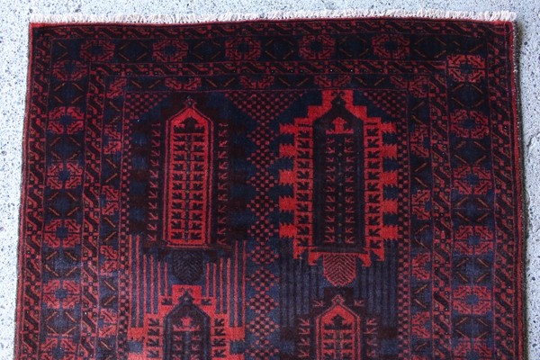 ザッカンの芸術作品 手織り絨毯 アフガニスタン産 バルーチ族作