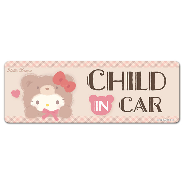 車ステッカー ハローキティ 着ぐるみクマ CHILD IN CAR スリム型 車マグネットステッカー ゆうパケット対応210円〜｜magnetpark