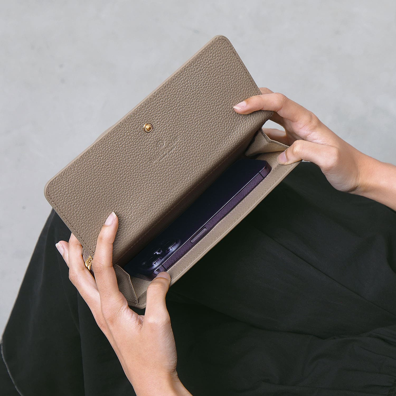 お財布機能付き バッグ 本革 スマホショルダー 横型 スマホポーチ お財布ショルダー サコッシュ 長財布 ハンドバッグ レディース ポーチ 3way 撥水 軽量 / MP2の画像