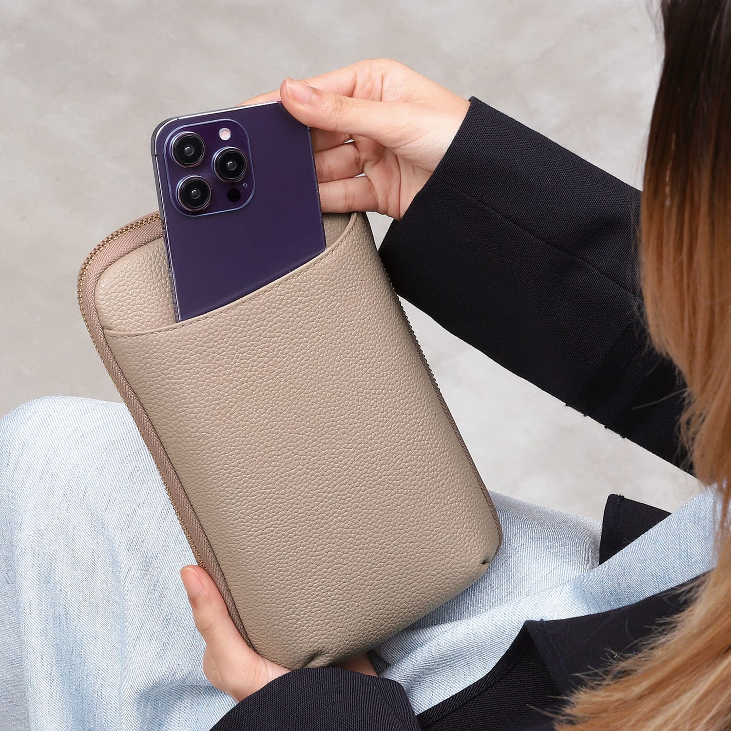 BLUE SINCERE 長財布も入る スマホショルダー ポーチ 本革 撥水