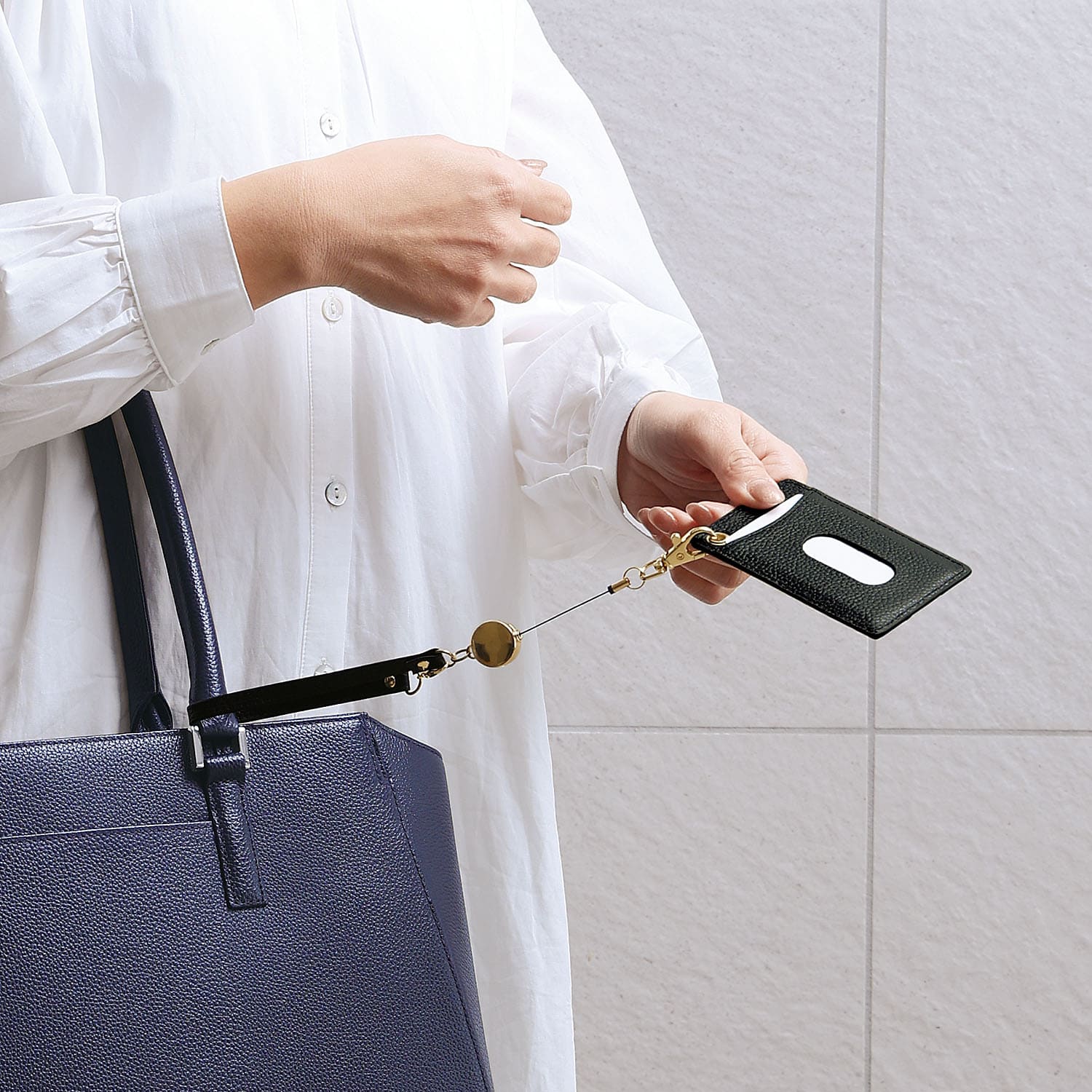 BLUE SINCERE パスケース リール付き 定期入れ レディース メンズ 本革