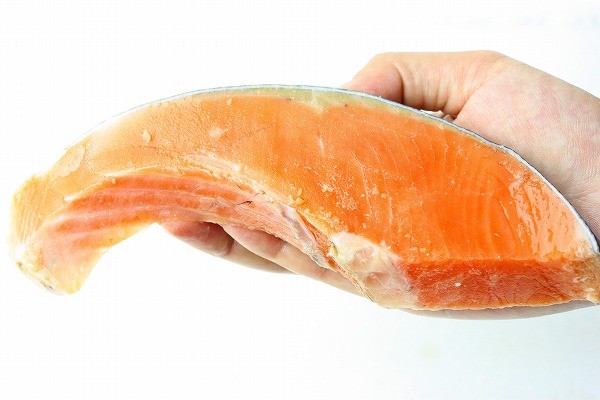 銀鮭サイズ 手のひら