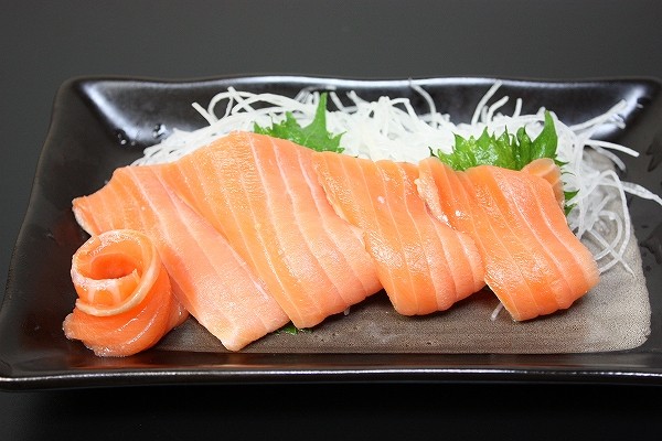 サーモン刺身盛り