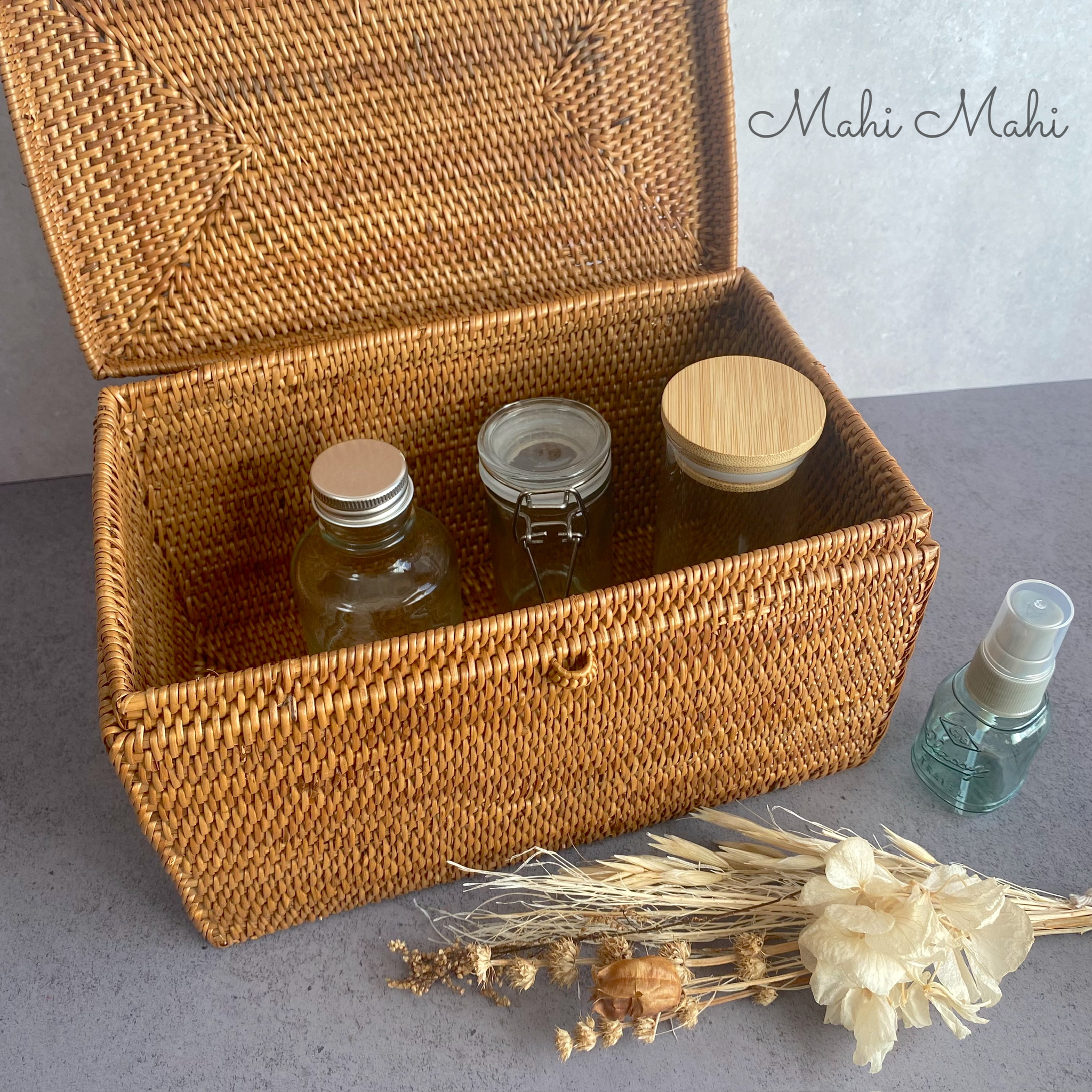 バリ島　間仕切り小物入れ　新品未使用　アクセサリーケース　収納　インテリア　かご コロンと可愛い☆大事な宝箱♪ アクセサリーケース ナチュラル