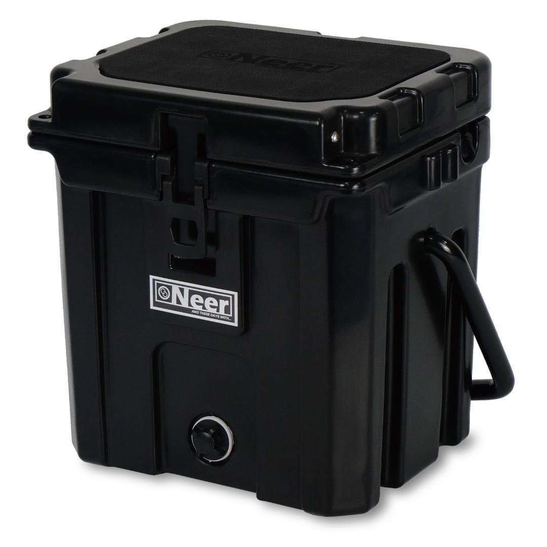 Amazon | 【10QT】Neer グレイシャーズクーラーボックス タフ