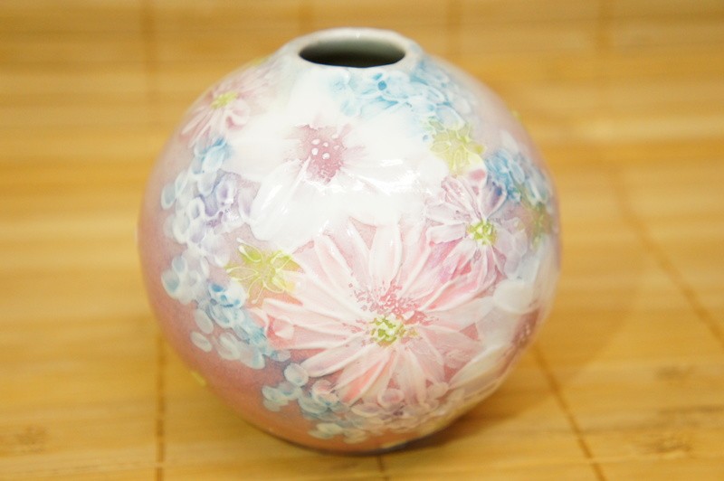 工房ゆずりは 色彩花 丸花入 瀬戸焼 花瓶 花柄 紫 プレゼント