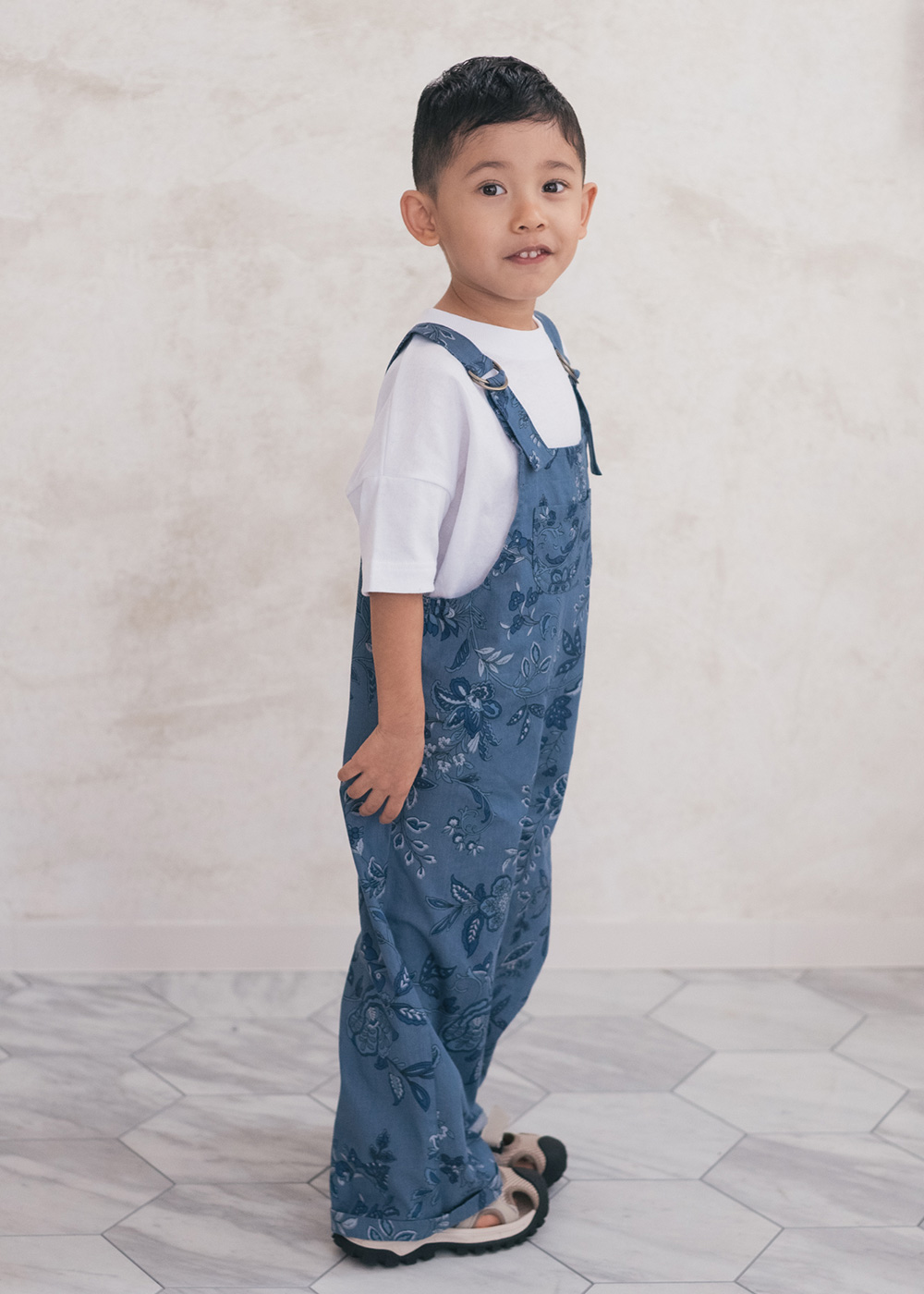 かりゆしウェア アロハシャツ かりゆし 結婚式 MAJUN マジュン 琉球更紗デニム（キッズサロペット）