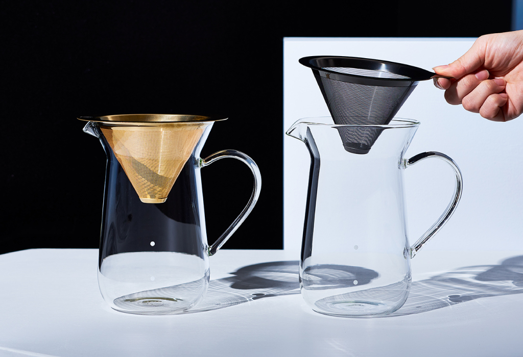 価格価格コーヒーフィルター おしゃれ 金属フィルター チタンメッシュ コーヒーグッズ 500ml キッチン雑貨 Cores コレス  チタンコーンフィルターamp;サーバー C761GY コーヒー、ティー用品