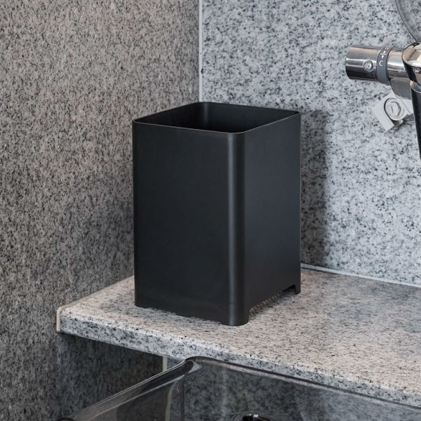 tower ゴミ箱 ダストボックス コンパクト おしゃれ カウンター上 白 黒