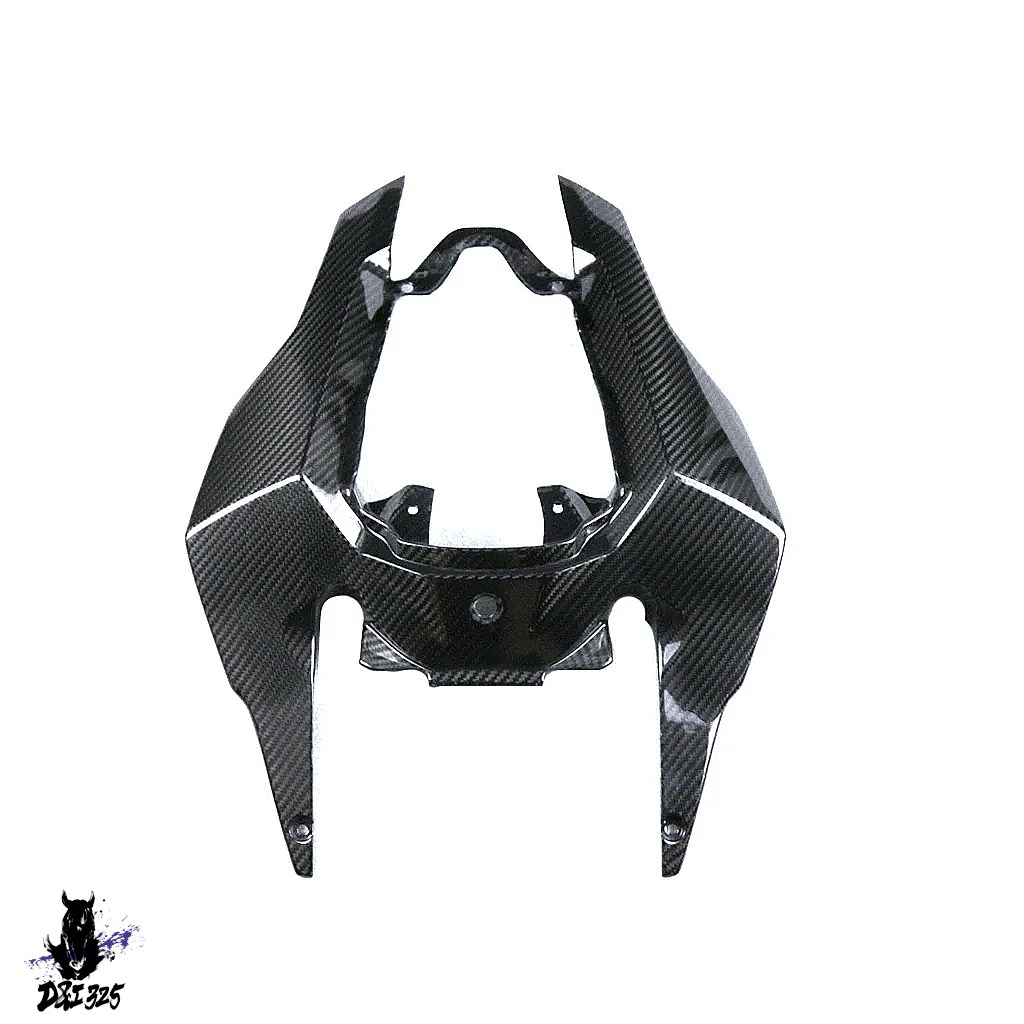 【互換品】 ホンダCBR1000RR 2017-2019用 カーボンアップリアシートガード バイクアクセサリー 社外製の画像