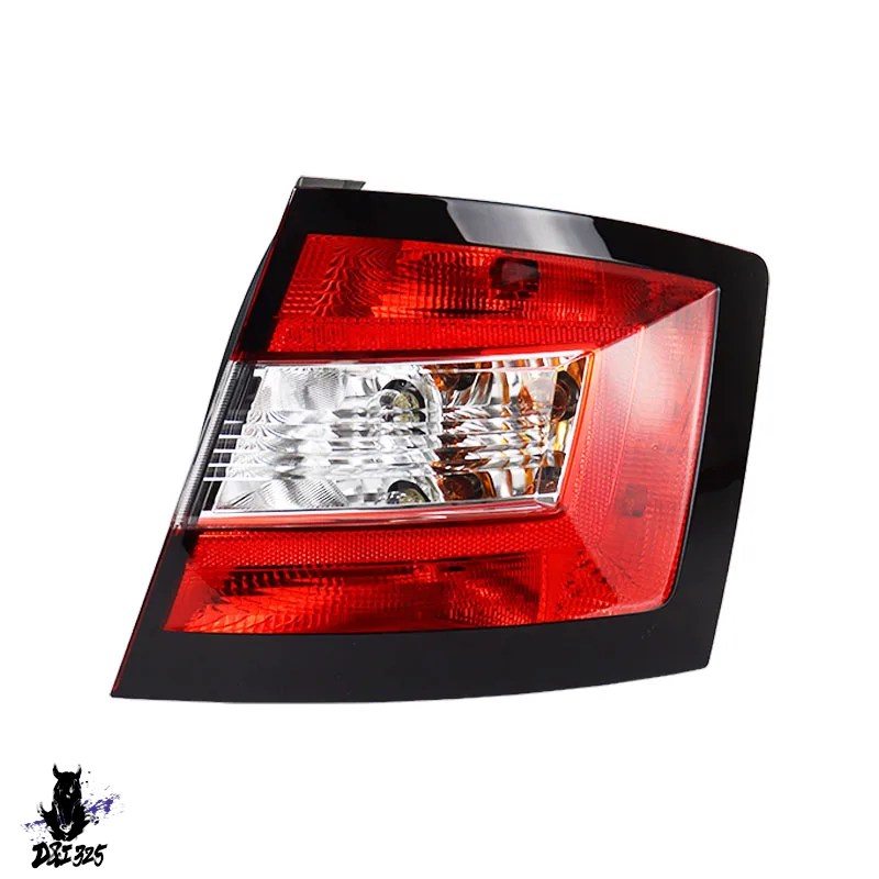 互換品 バイク バイク リアバンパー Skoda Favia テールライト 信号灯 警告ブレーキ 電球し カーアクセサリー 2015 2016 2017_2