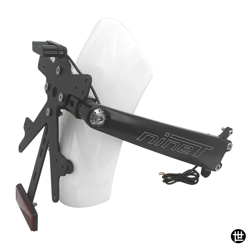 リアフェンダー LED ディスプレイ ブラケット ナンバープレート 再配置