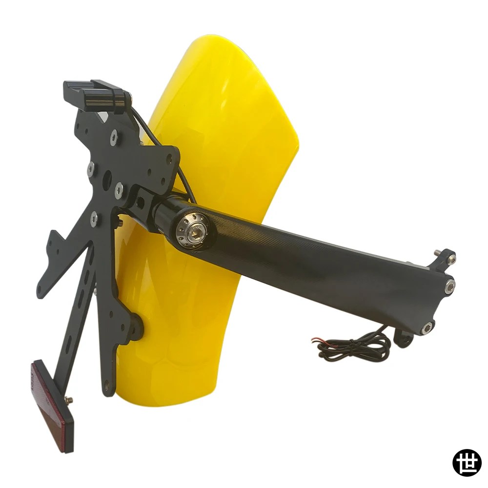 リアフェンダー LED ディスプレイ ブラケット ナンバープレート 再配置