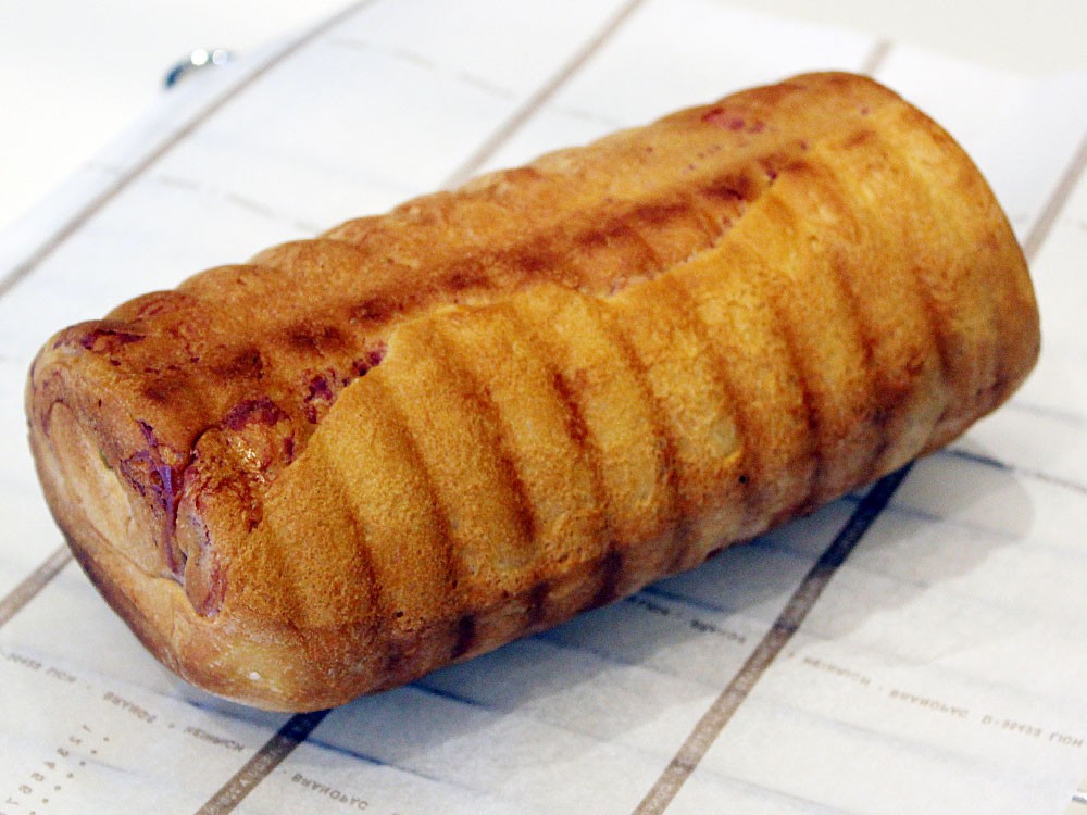  紫いもと金時芋のマーブルラウンドパン