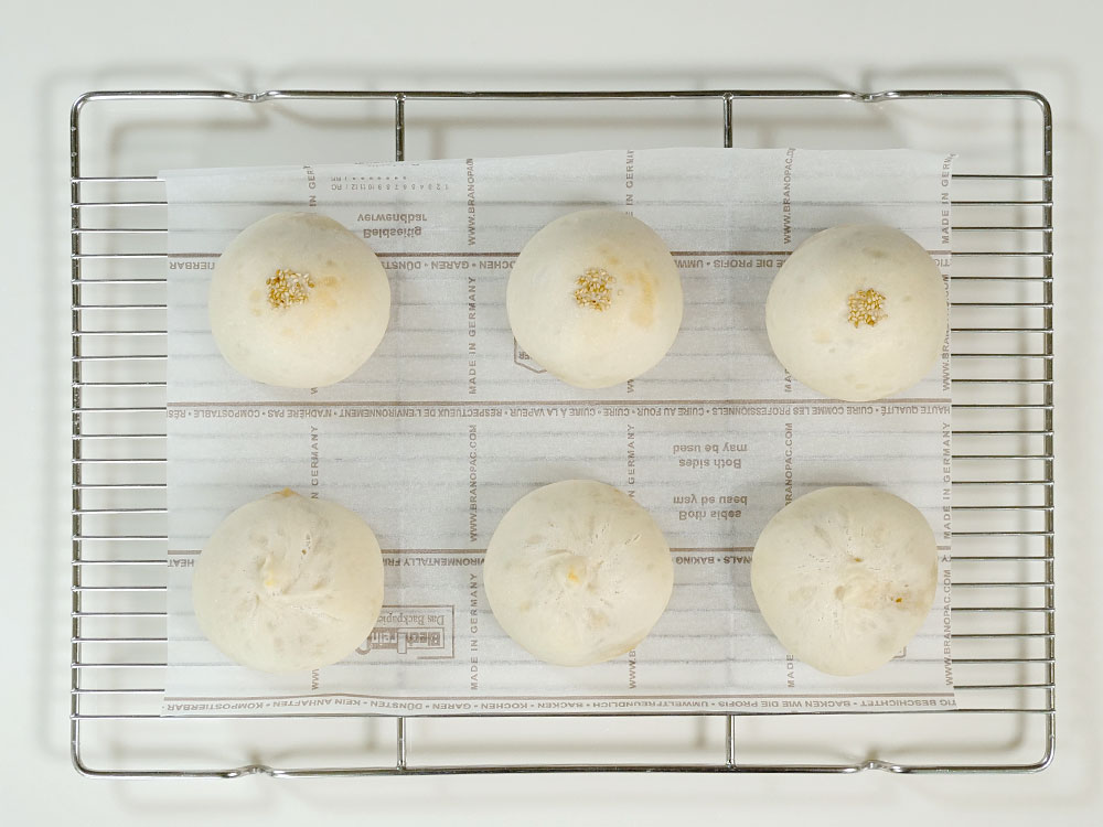 もちふわ生地と胡麻油の香ばしさがたまらない!はるゆたかブレンドプレミアム7で作る焼き肉まん(豚まん)