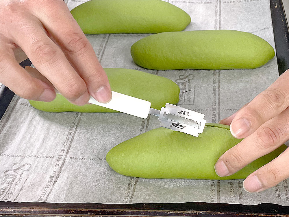南のめぐみで作る抹茶のソフトフランス