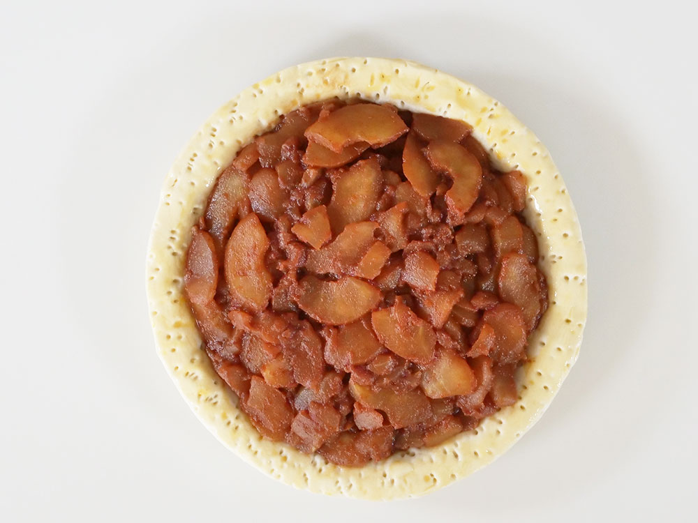 甘酸っぱいリンゴがとろける！パイ皿で焼く香ばしいアップルパイ,基本のKEY,お菓子と基本の道具編,第9回 基本のアップルパイ