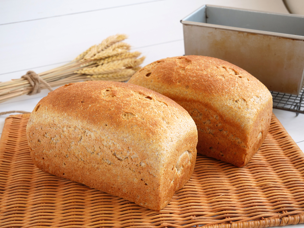 新麦コレクション,集いの旗×畑×新しい風,新麦,穫れたての小麦,挽きたてのおいしさ,秋のパン,秋のお菓子