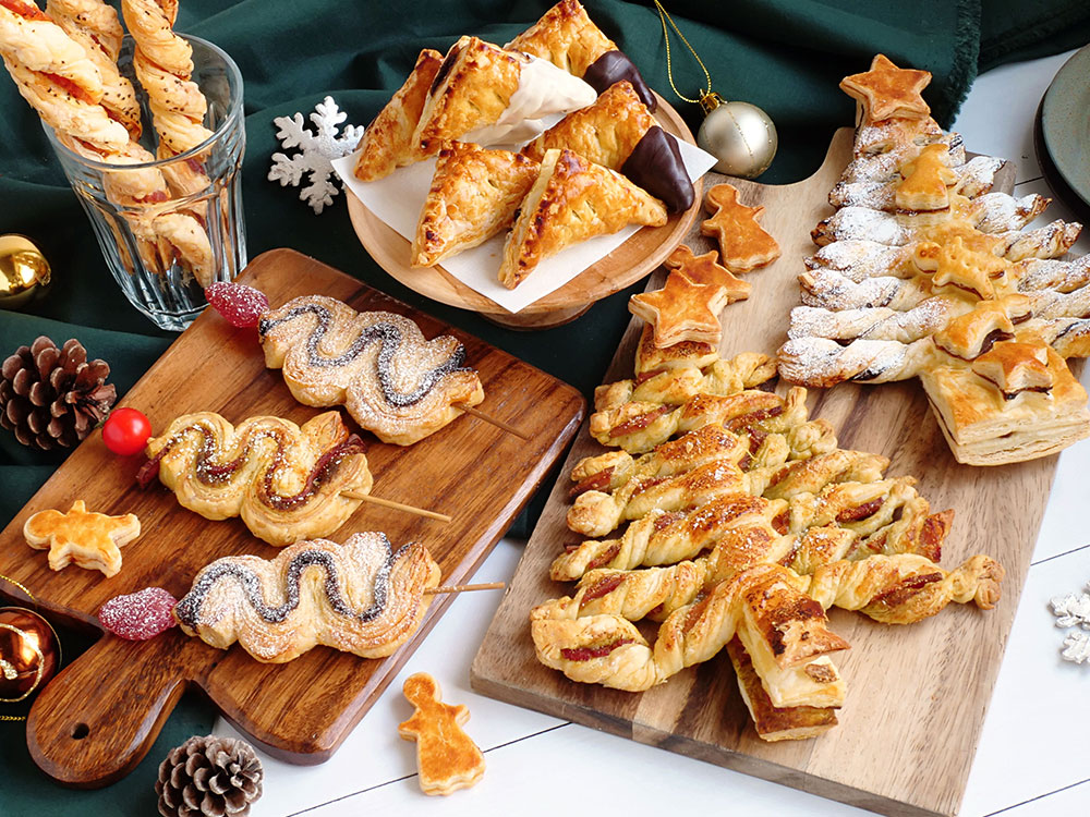 冷凍パイシートで作る手軽で華やかな2種類のクリスマスツリーパイのレシピへ