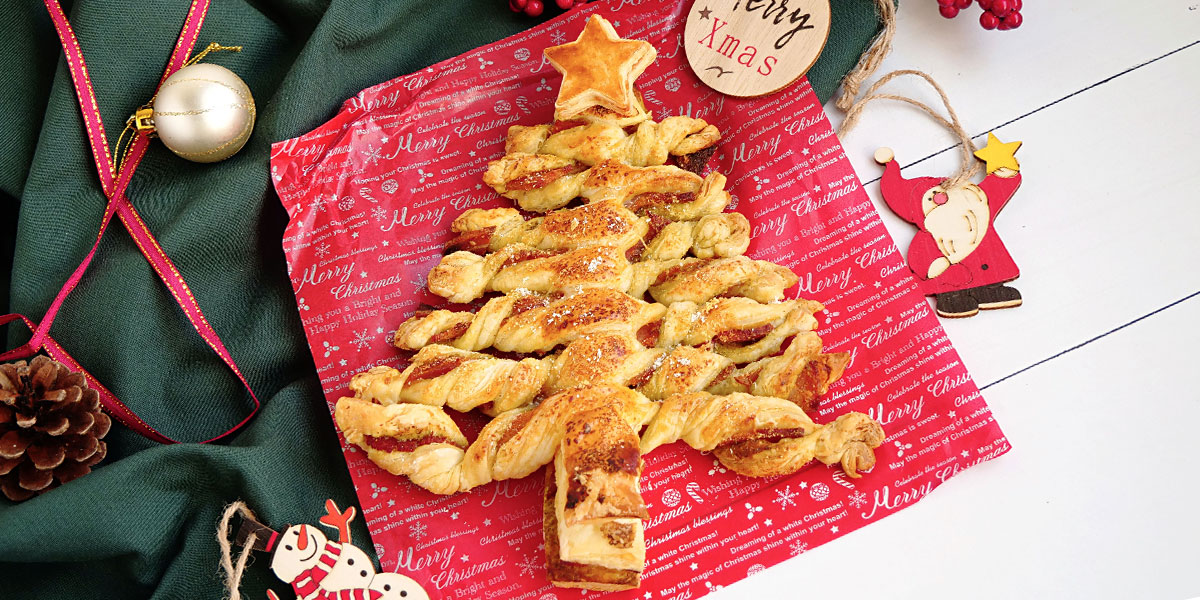 冷凍パイシートで作る手軽で華やかな2種類のクリスマスツリーパイのレシピ