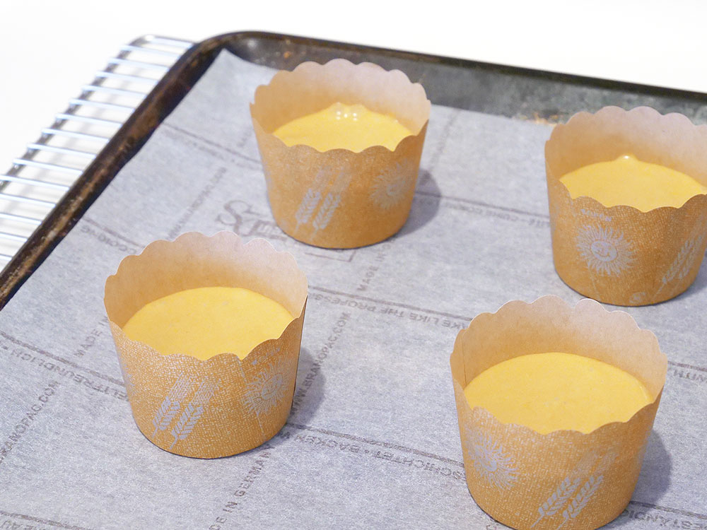アレンジ自在でプチギフトにも♪パンケーキミックスで作る簡単ケーキマフィン 焼成