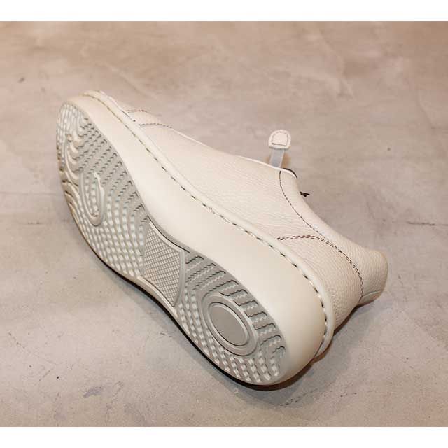 エスタシオン カラフルロゴ ベージュスニーカー Estacion・エスタシオン】 スニーカー 本革 レディース 歩きやすい