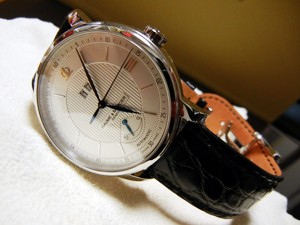 時計ベルトをモレラートのシューベルトに交換したBAUME&MERCIER