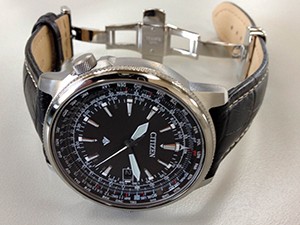 時計ベルトをモレラートのPLUSに交換したCITIZEN PROMASTER CB0130-51E