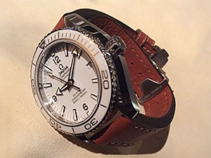 時計ベルトをディモデルのジャンボに交換したオメガ シーマスター