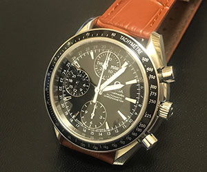 時計ベルトをAVALLON(アバロン)に交換したオメガ スピードマスター　デイデイト