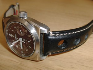 時計ベルトをモレラートのジョットに交換したセイコーのクォーツ