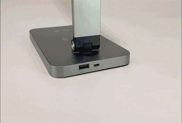 Qiワイヤレス充電付きLEDデスクライト