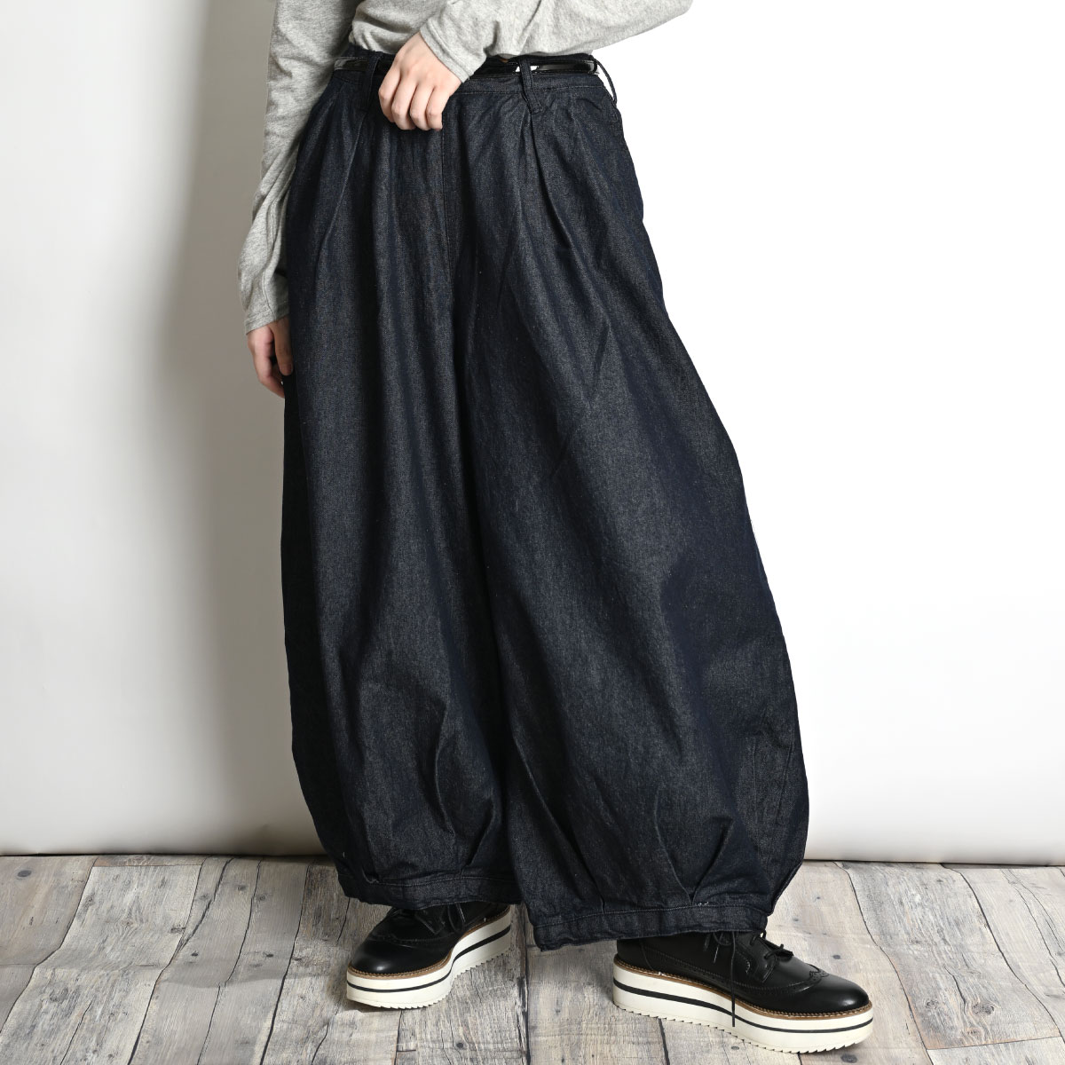 Amazon | [マーライ] カーブパンツ レディース メンズ デニム