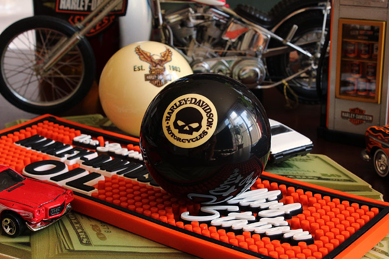 Harley-Davidson カスタムビリヤードボール 新品 A4 ハーレーダビッドソン ビリヤードボール スカル・エイト