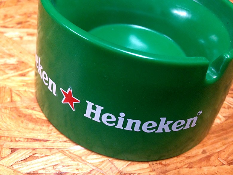 B1 ノベルティ灰皿 Heineken ハイネケン プラスチック製 [ アメリカン雑貨 / 喫煙具 / ノベルティグッズ ]