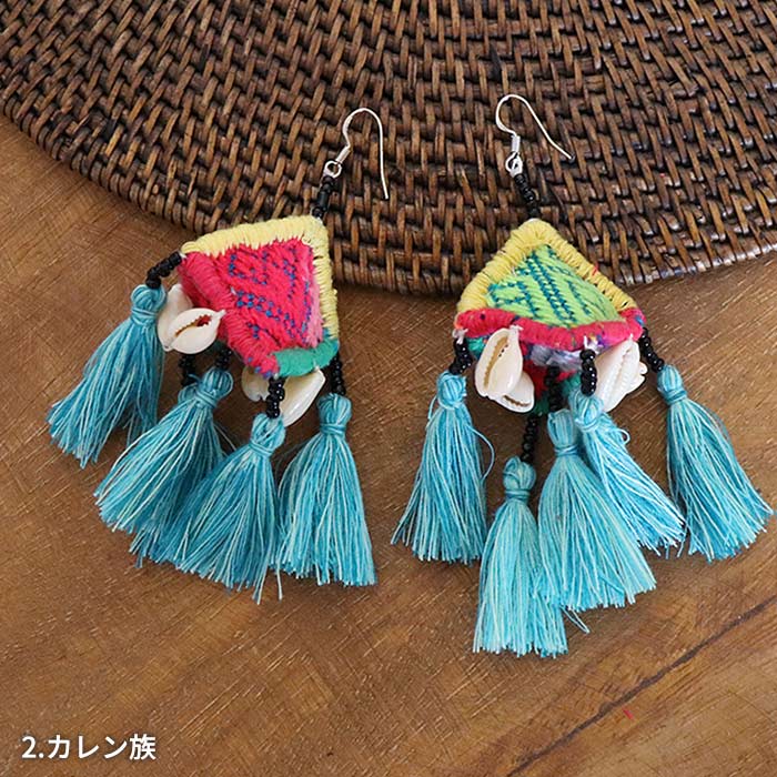 ピアス フックピアス 民族 カレン族 モン族 エスニック モチーフ 三角 刺繍 フリンジ レディース ファッション アクセサリー 雑貨 シェル 子安貝 ビーズ(1)｜marblemarket-ethnic｜03